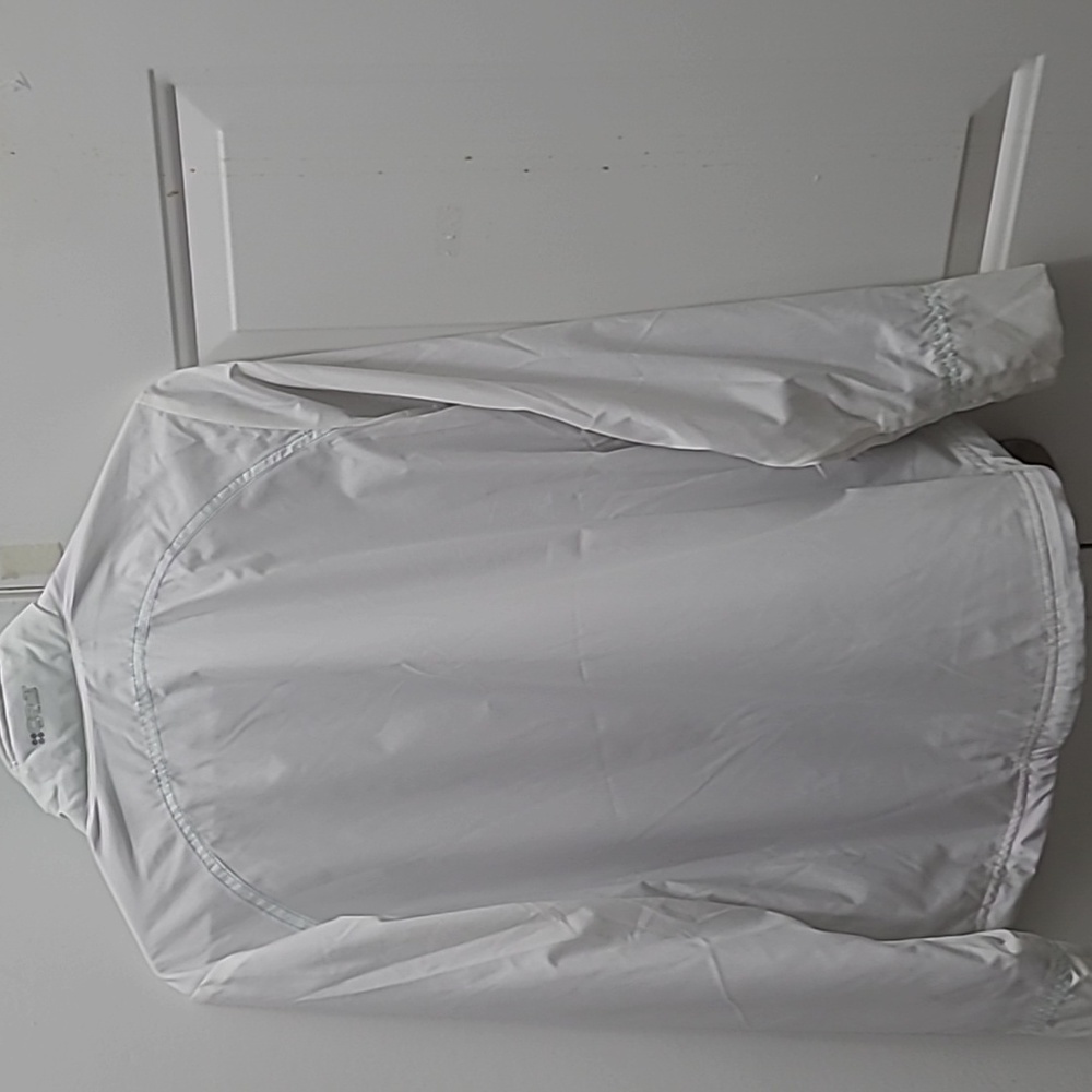 Golf  Kensington white & Aquamarine  light weight Golf jacket  100%polyester - Picture 5 of 9